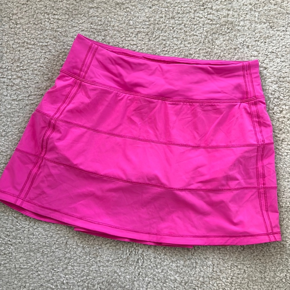 Lululemon pace rival skirt